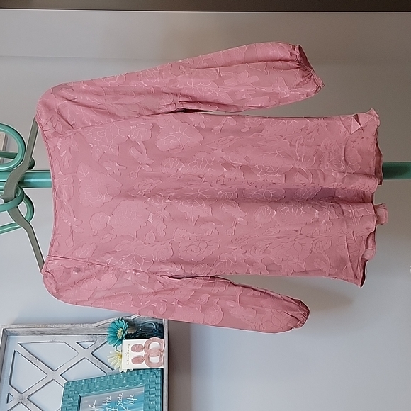 Mauve Top Blousology - Picture 4 of 5